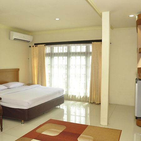 Hotel Andhika Syariah Samarinda Exterior foto