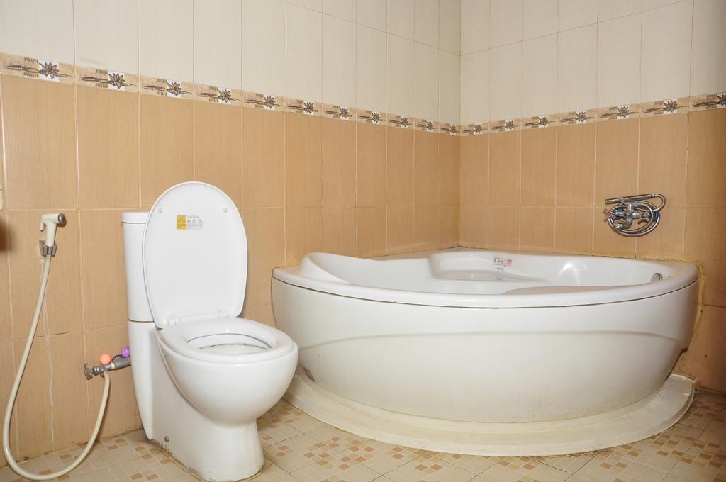 Hotel Andhika Syariah Samarinda Habitación foto