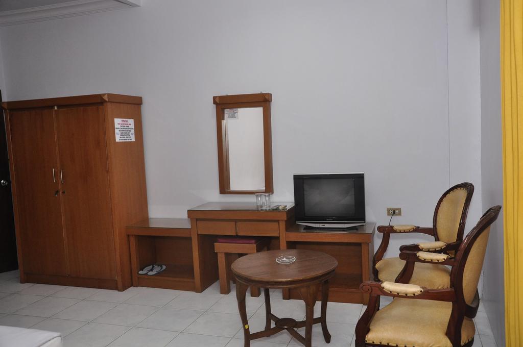Hotel Andhika Syariah Samarinda Habitación foto